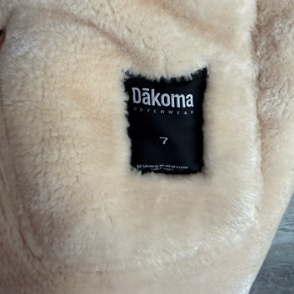 DAKOMA-KIDS OUTERWEAR MINK FUR-LINED COAT W/FUR HOOD-TIMBER Size 7 - Picture 8 of 15